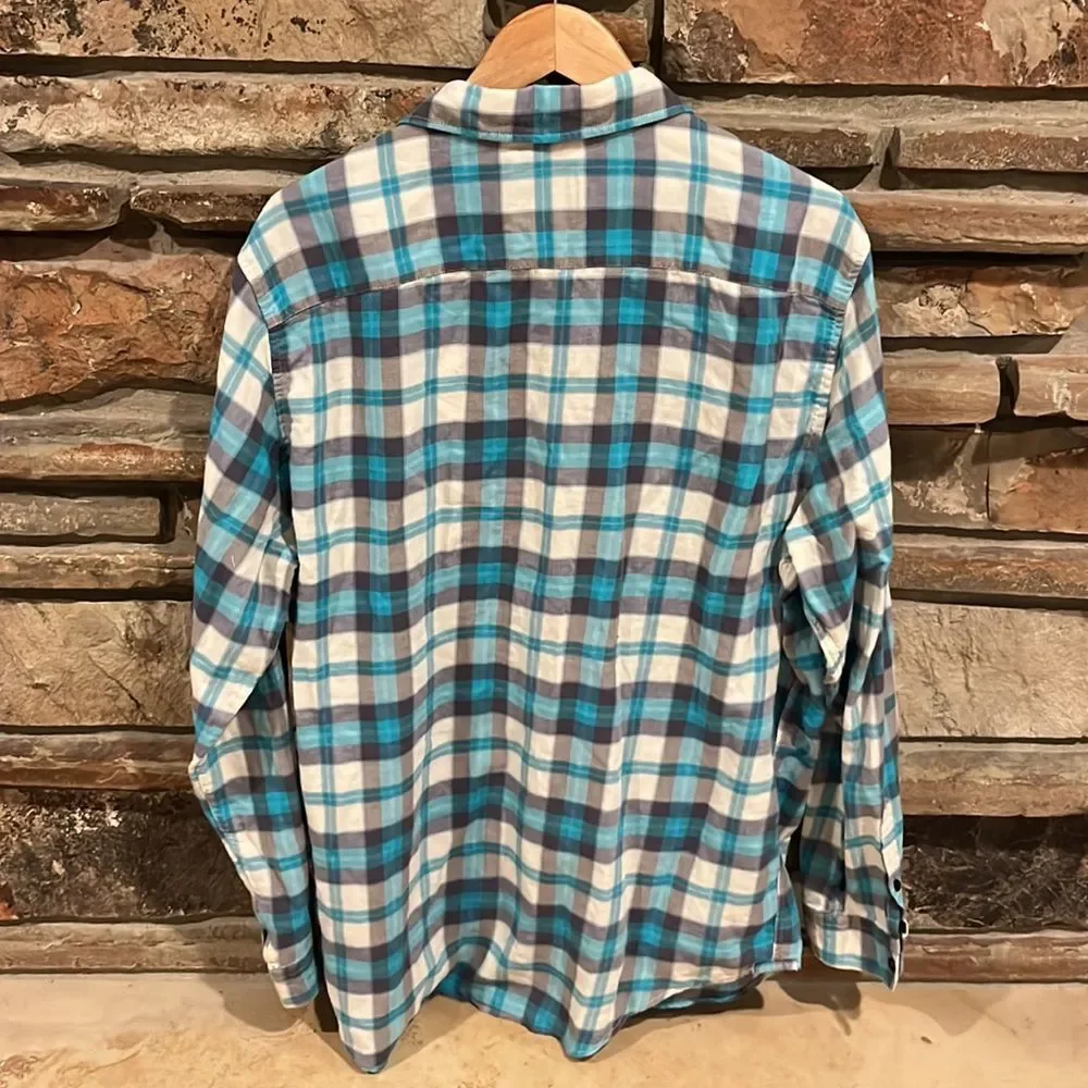 American Eagle Outfitters Seriously Soft Blue and Grey Plaid Cotton Flannel